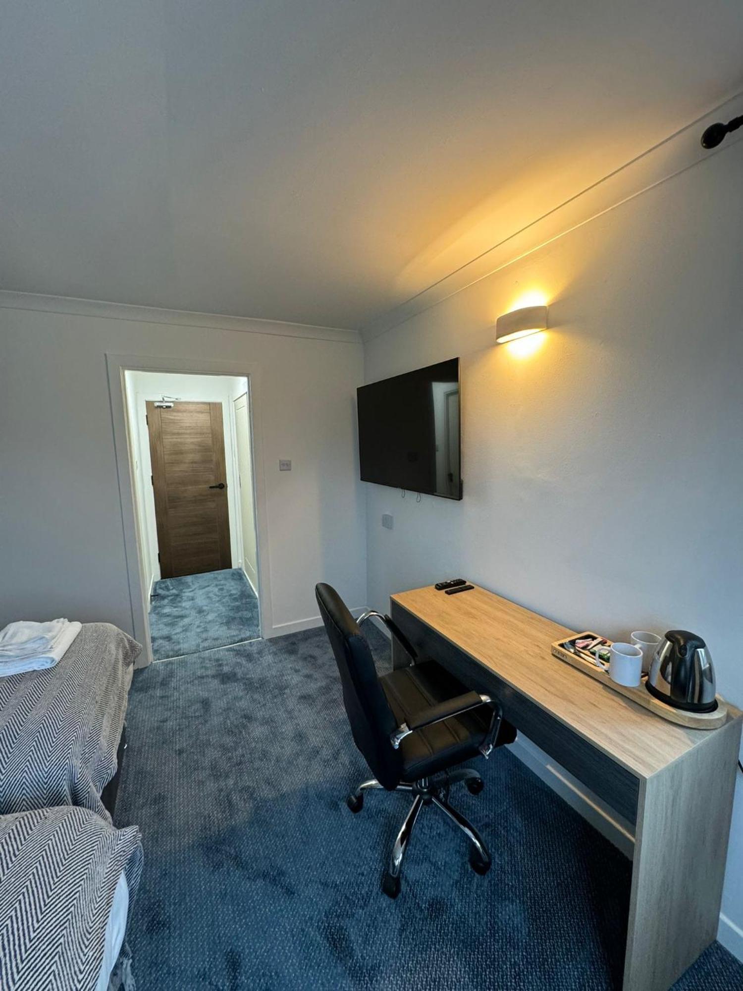 Newly Renovated Cozy Rooms In Fife Freuchie Bagian luar foto