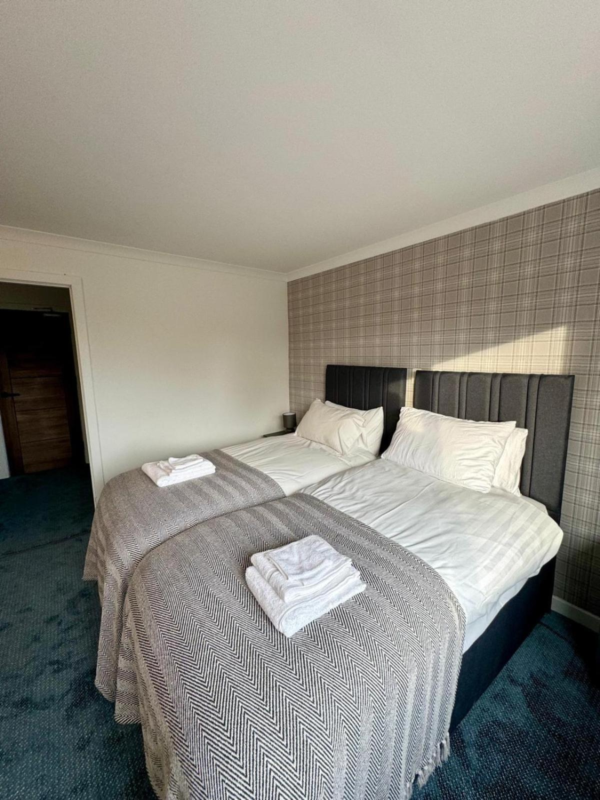 Newly Renovated Cozy Rooms In Fife Freuchie Bagian luar foto
